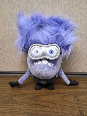 Universal Studios 2-Eye Evil Minion Plush from Despicable Me 2